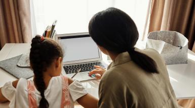 Donne e lavoro di cura